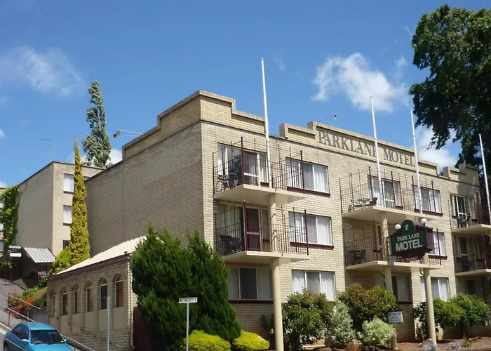 Parklane Motel