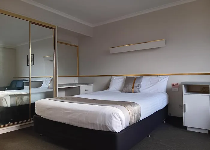 Parklane Motel